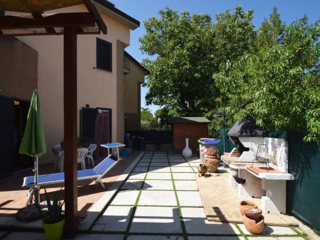 Villa Indipendente in vendita a San Sabino, Spoleto