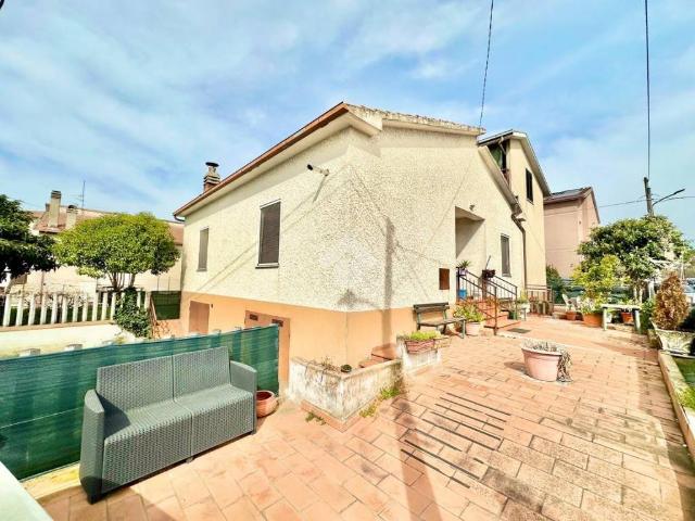 Villa Indipendente in vendita a Spoleto, Umbria