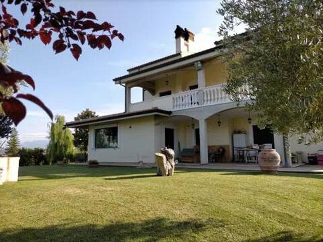 Villa Indipendente in vendita a Santa Teresa, Spoltore