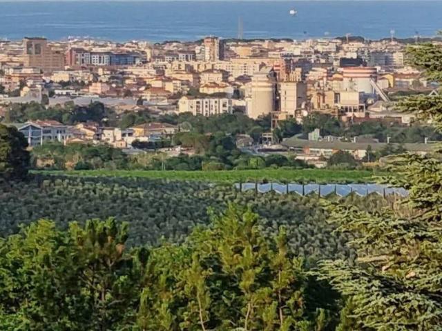 Villa Indipendente in vendita a Spoltore, Abruzzo