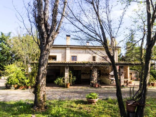 Villa Indipendente in vendita a Villa Raspa, Spoltore