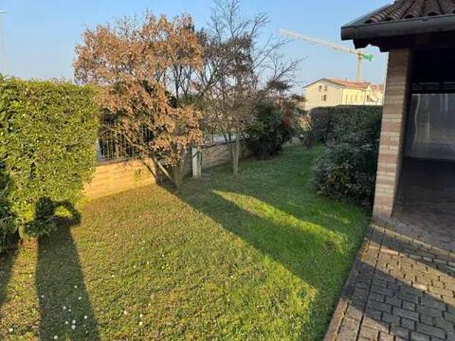 Villa Indipendente in vendita a Spresiano, Veneto