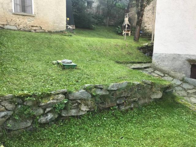 Villa Indipendente in vendita a Marveggia, Lombardia