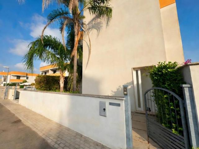 Villa Indipendente in vendita a Puglia, Lecce