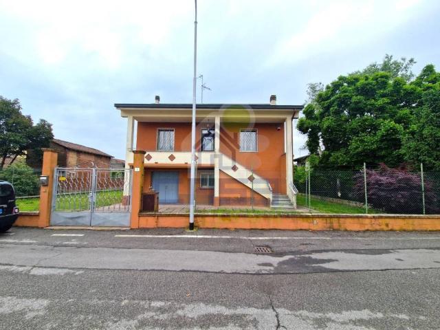 Villa Indipendente in vendita a Stagno Lombardo, Lombardia