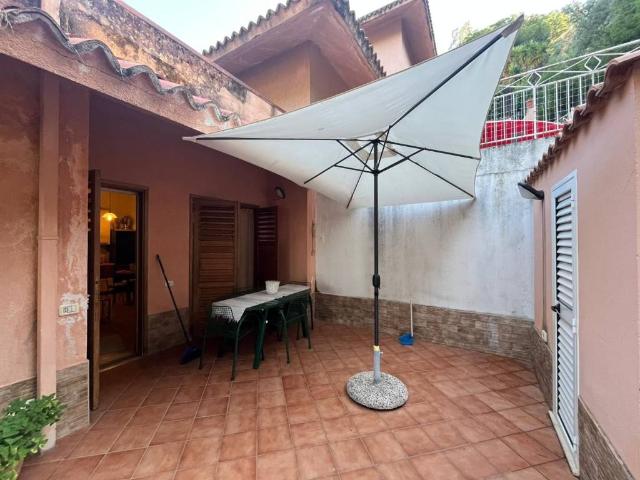 Villa Indipendente in vendita a Calabria, Catanzaro