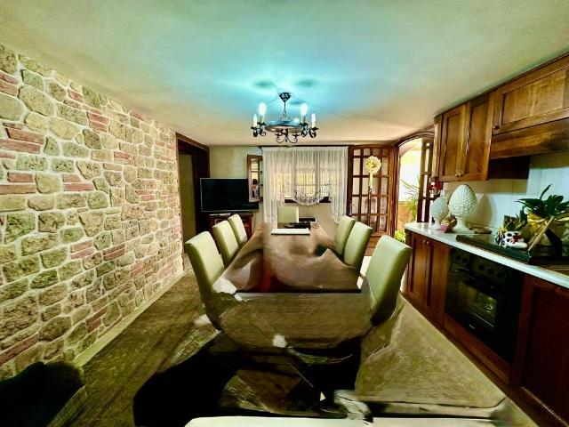 Villa Indipendente in vendita a Stanghella, Veneto