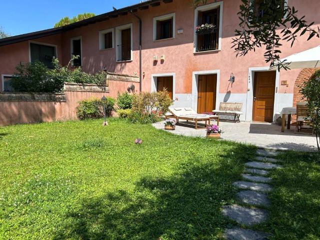 Villa Indipendente in vendita a Villaraspa, Staranzano