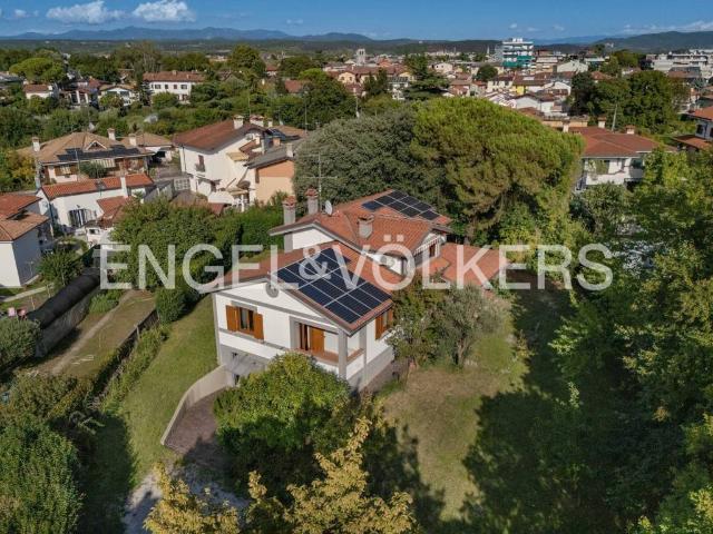 Villa Indipendente in vendita a Staranzano, Friuli-Venezia Giulia