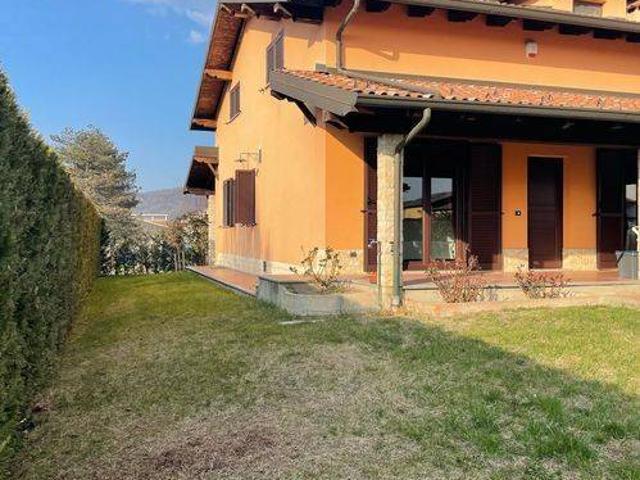 Villa Indipendente in vendita a Piemonte, Alessandria