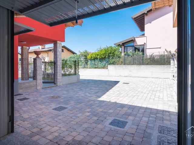 Villa Indipendente in vendita a Piemonte, Alessandria