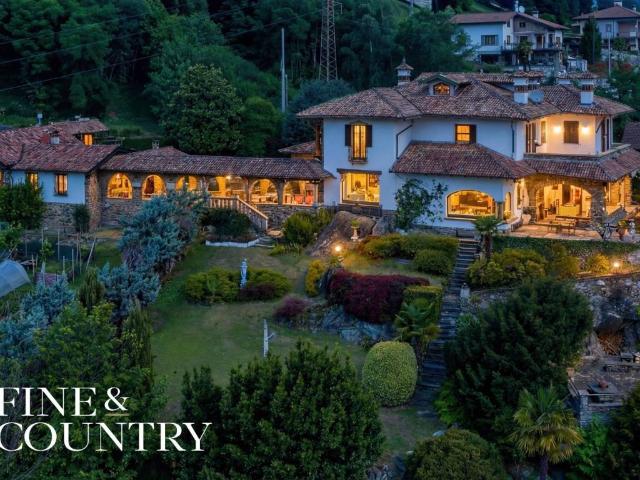 Villa Indipendente in vendita a Stazzona, Lombardia