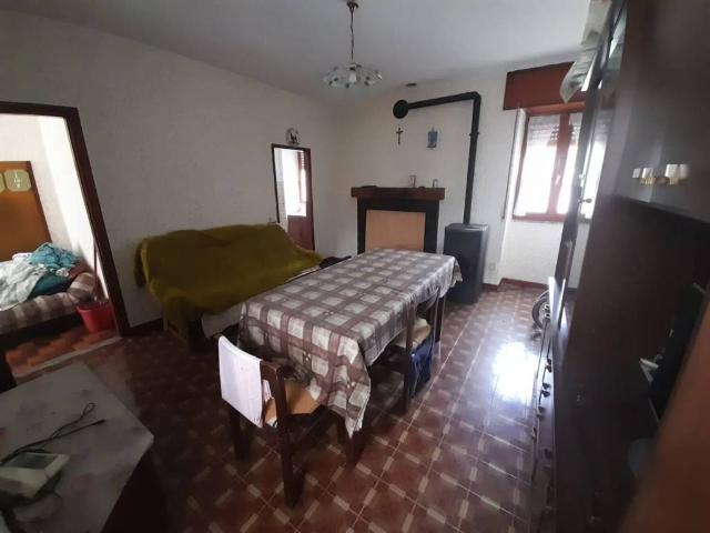 Villa Indipendente in vendita a Stazzona, Lombardia