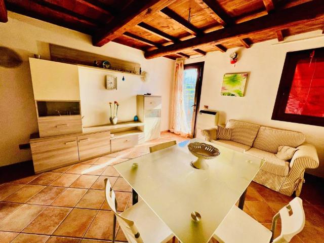Villa Indipendente in vendita a Stienta, Veneto