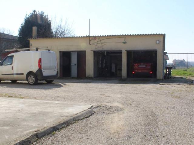 Villa Indipendente in vendita a Stienta, Veneto