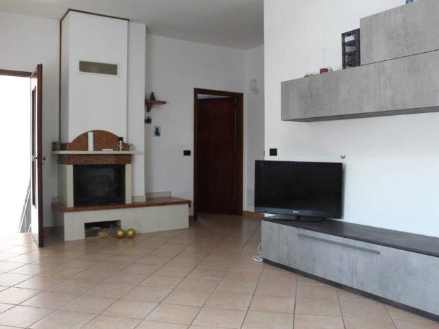 Villa Indipendente in vendita a Stienta, Veneto