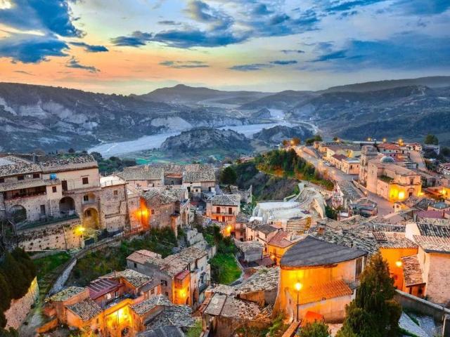 Villa Indipendente in vendita a Calabria, Reggio Calabria