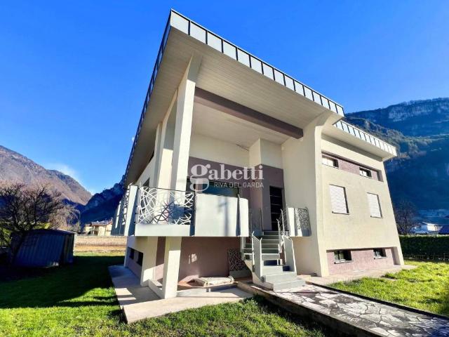 Villa Indipendente in vendita a Comunità delle Giudicarie, Storo