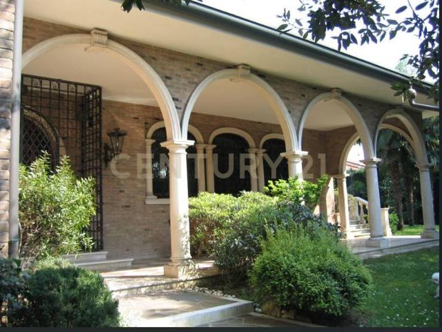 Villa Indipendente in vendita a Stra, Veneto