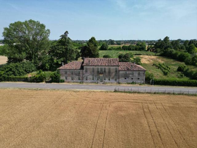 Villa Indipendente in vendita a Stra, Veneto