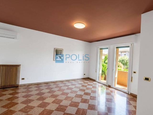 Villa Indipendente in vendita a Stra, Veneto