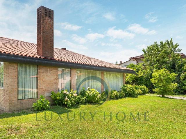 Villa Indipendente in vendita a Stra, Veneto