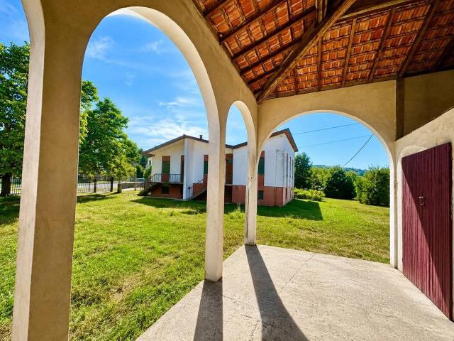 Villa Indipendente in vendita a Casa San Zeno, Stradella