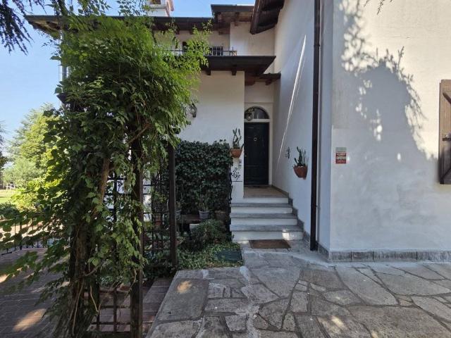 Villa Indipendente in vendita a Stradella, Lombardia