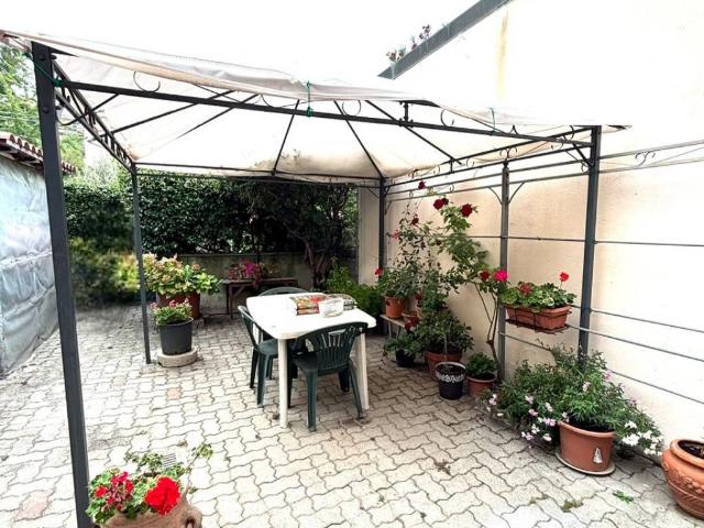 Villa Indipendente in vendita a Stradella, Pavia