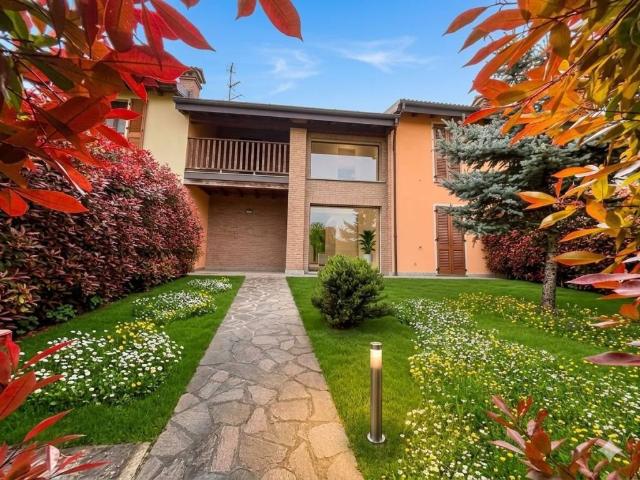 Villa Indipendente in vendita a Amista, Stradella