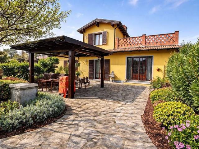 Villa Indipendente in vendita a Casa San Zeno, Stradella