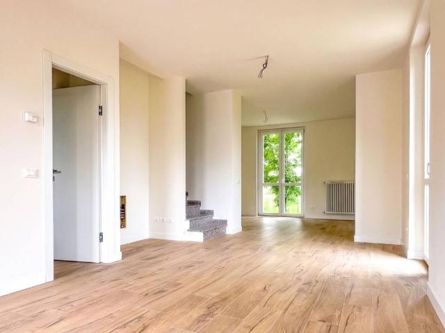 Villa Indipendente in vendita a Stradella, Lombardia