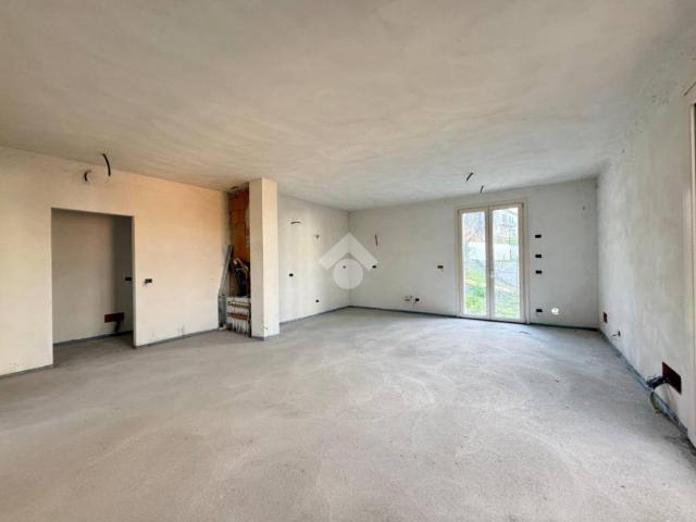 Villa Indipendente in vendita a C. Gavazzola, Stradella