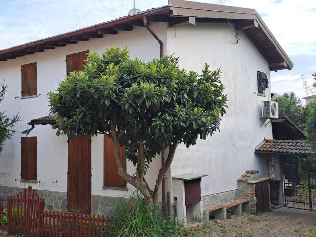 Villa Indipendente in vendita a Stradella, Lombardia