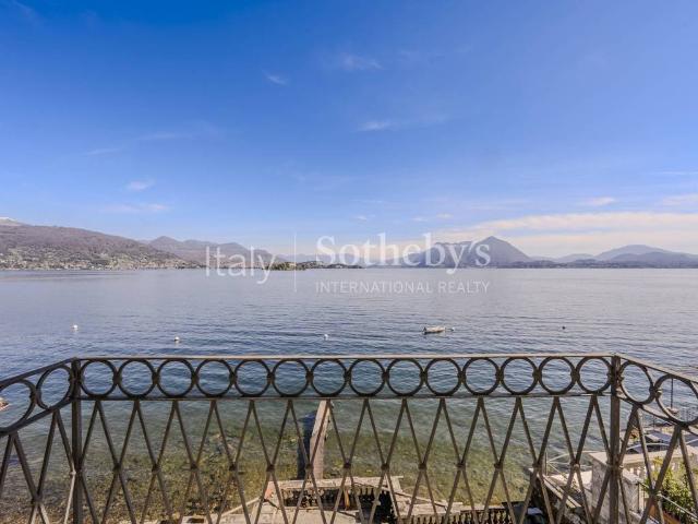 Villa Indipendente in vendita a Carciano, Stresa