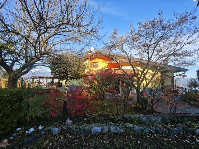 Villa Indipendente in vendita a Someraro, Stresa