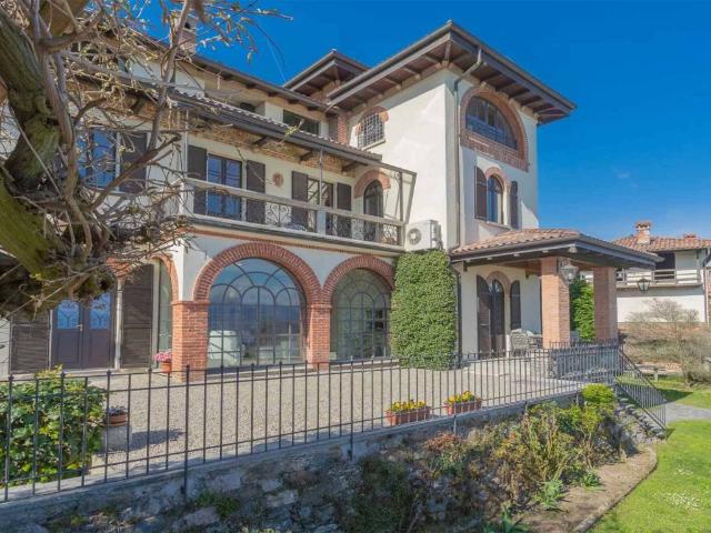 Villa Indipendente in vendita a Vedasco, Piemonte