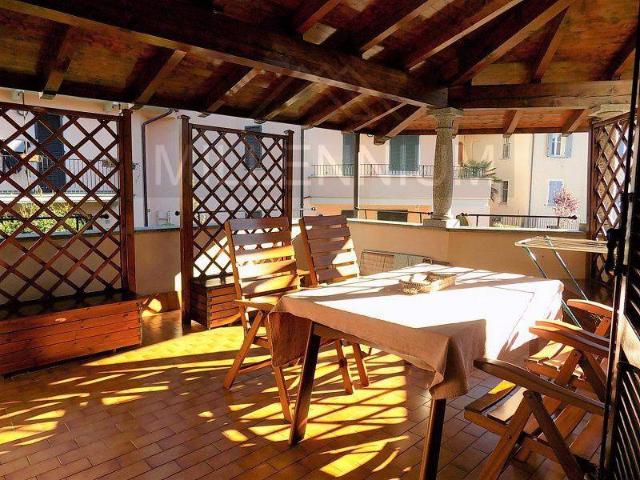 Villa Indipendente in vendita a Binda, Stresa