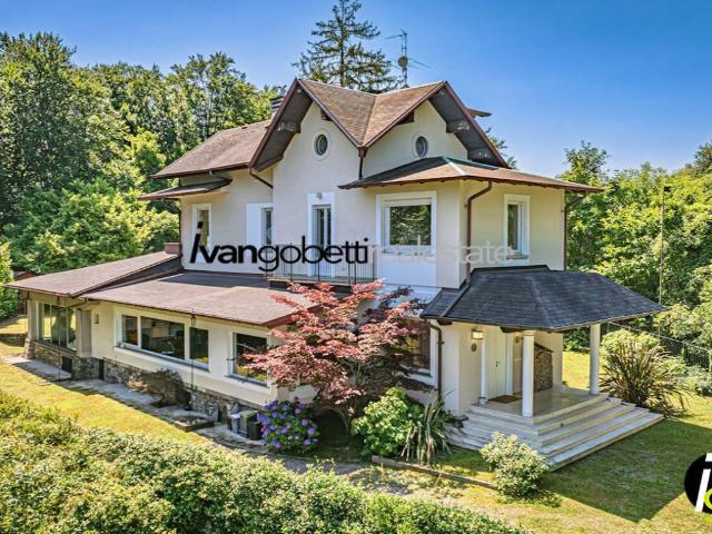 Villa Indipendente in vendita a Vedasco, Piemonte