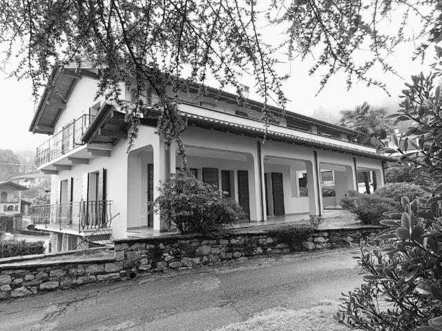 Villa Indipendente in vendita a Passera, Piemonte