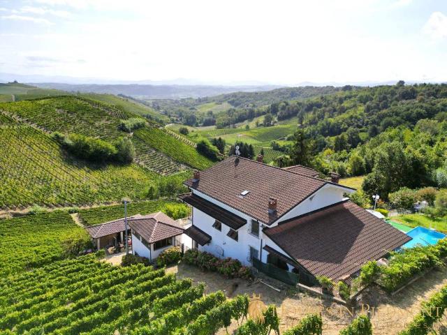 Villa Indipendente in vendita a Piemonte, Alessandria