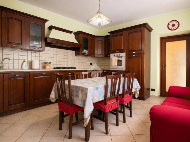 Villa Indipendente in vendita a Stroncone, Umbria