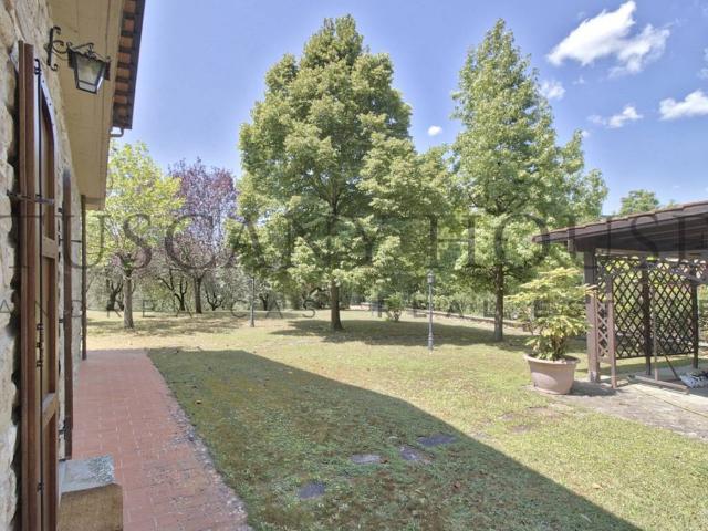 Villa Indipendente in vendita a Subbiano, Toscana