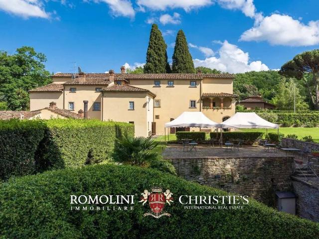 Villa Indipendente in vendita a Subbiano, Toscana