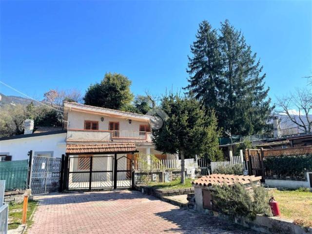 Villa Indipendente in vendita a Roma Capitale, Lazio