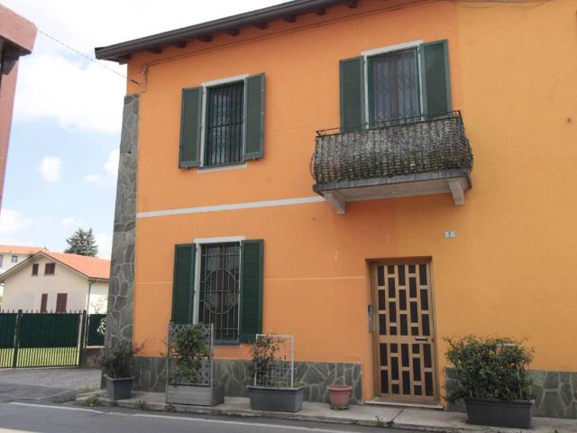 Villa Indipendente in vendita a Cascina Gazzulo, Sulbiate