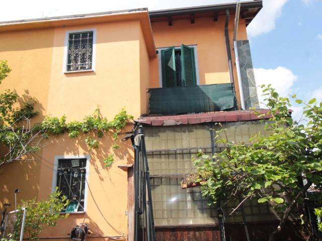 Villa Indipendente in vendita a Cascina Gazzulo, Sulbiate