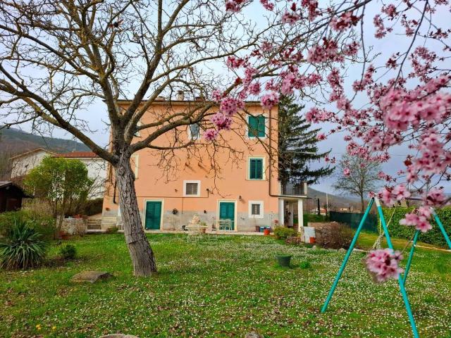 Villa Indipendente in vendita a Pettorano Sul Gizio, Abruzzo