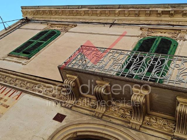 Villa Indipendente in vendita a Sulmona, Abruzzo