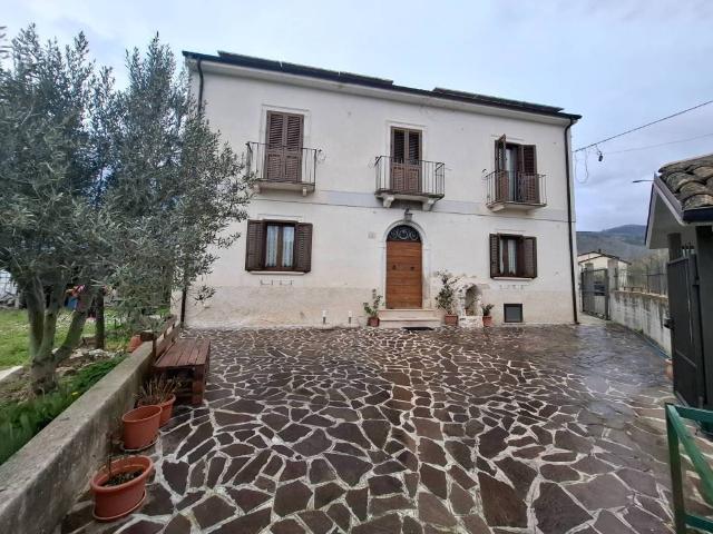 Villa Indipendente in vendita a Pettorano Sul Gizio, Abruzzo